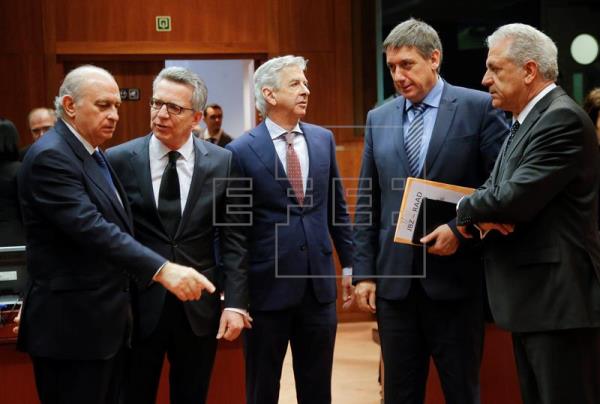 F.Díaz pide compartir inteligencia y cree intento dimisión de Jambon le honra