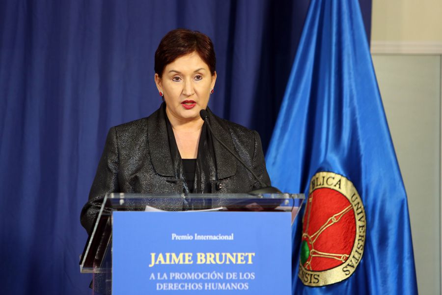 La fiscal general de Guatemala recibe en la UPNA el Premio Internacional Jaime Brunet a los Derechos Humanos