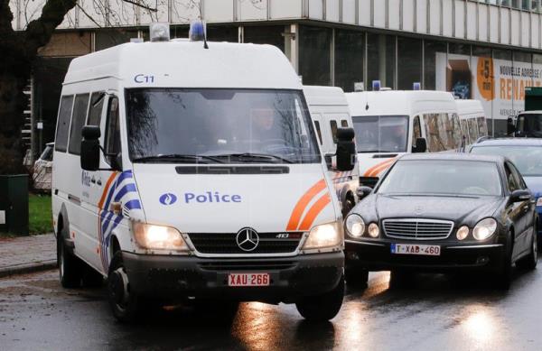 Un segundo detenido por una falsa alerta de bomba en un centro comercial de Bruselas