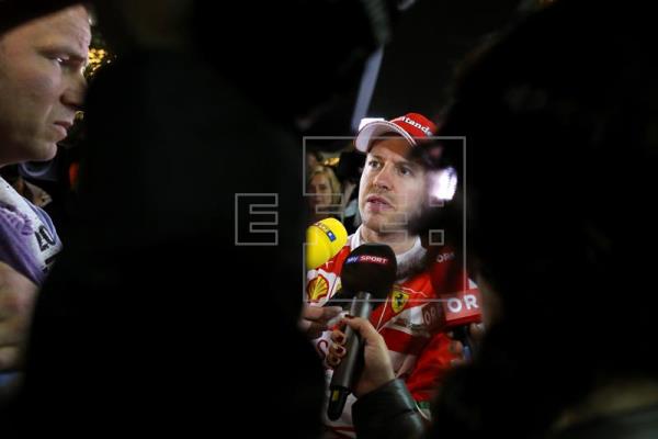 Vettel y Raikkonen lideran él último entrenamiento libre de Baréin