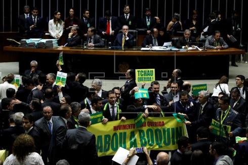 La defensa insiste en que el proceso contra Rousseff 