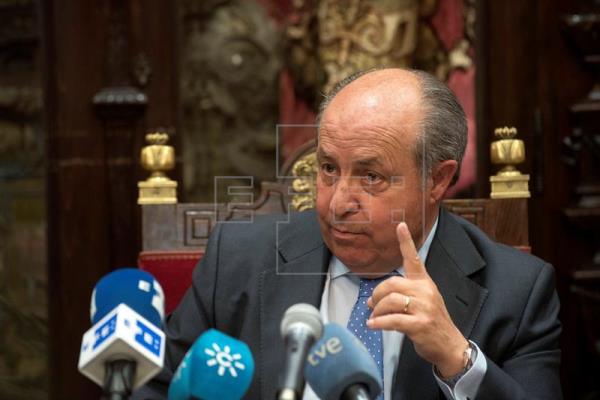 El Ayuntamiento de Granada inicia el proceso para elegir al nuevo alcalde