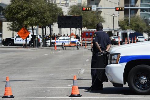 Polémica en Estados Unidos por el maltrato de un policía a una estudiante hispana de 12 años