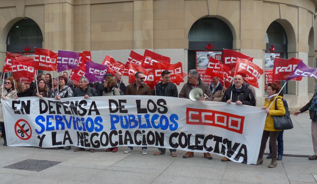 CCOO se encierra en la sede del Gobierno de Navarra y denuncia el 