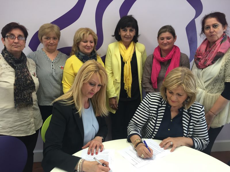 Asociaciones de Mujeres Blanca de Navarra y Rosa de Bulgaria en Navarra se 