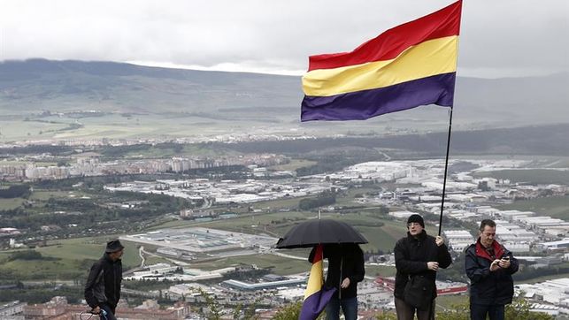 Homenaje a los presos que fueron represaliados en el Fuerte de San Cristóbal