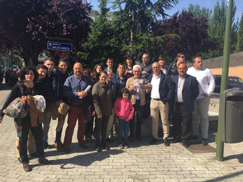 Los socialistas navarros acuden a la presentación de candidaturas del PSOE en Madrid