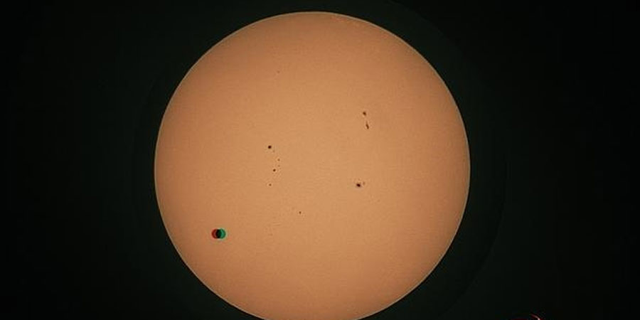 Hoy transita Mercurio por el Sol