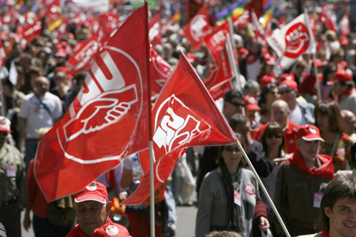 UGT dice que solo se garantizarán las pensiones si se financian con impuestos