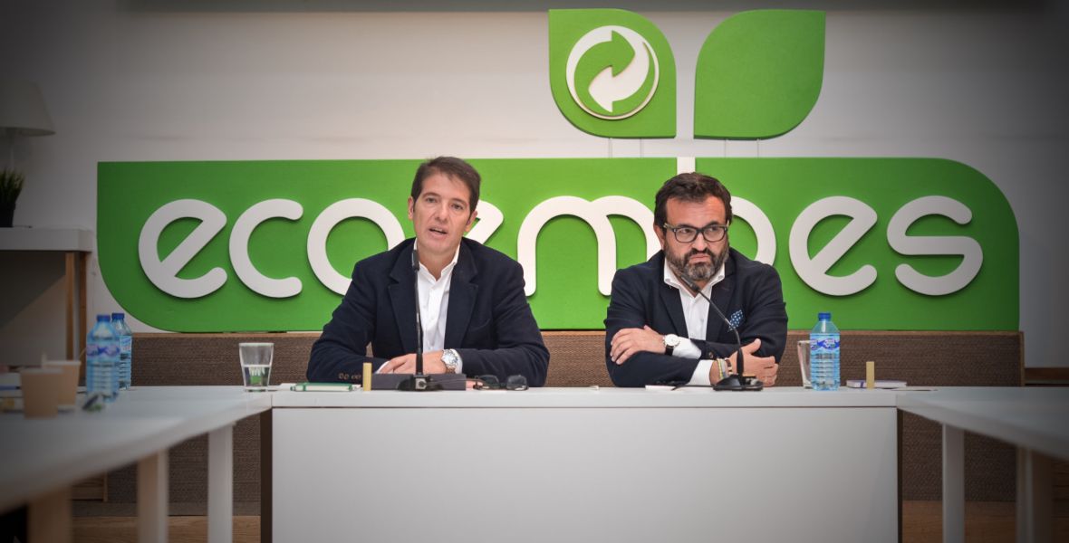 Cada navarro navarro depositó 20,2 kg en el contenedor amarillo y 38,5 kg en el azul en 2015