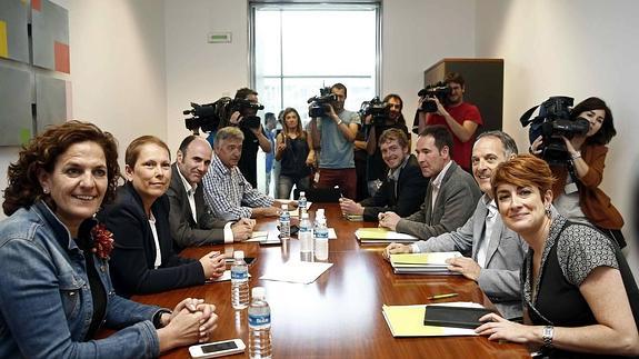 EH Bildu y Geroa Bai, abiertos a ir juntos a las elecciones en Navarra