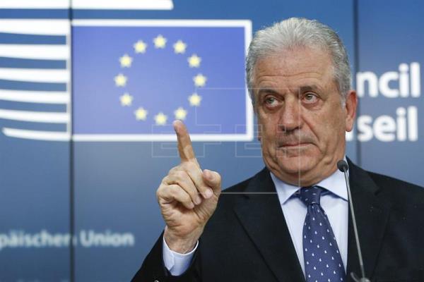 La CE propone extender seis meses los controles internos del área Schengen
