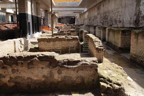 Restos de una fortaleza militar de la Roma antigua emergen en obras del metro