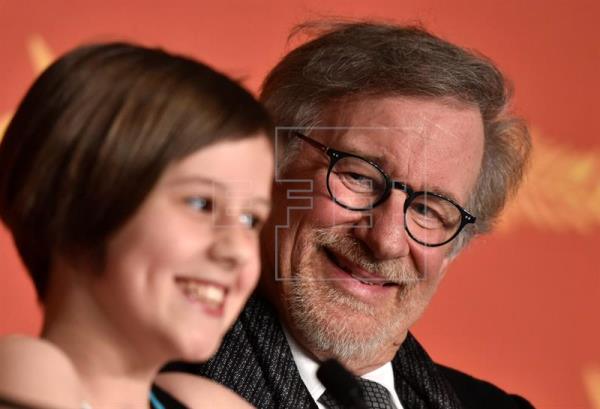 Spielberg regresa a la infancia con el gran gigante bonachón de Roald Dahl