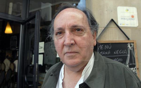 Ernesto Mallo: «Los políticos se pasan la vida cometiendo crímenes perfectos»