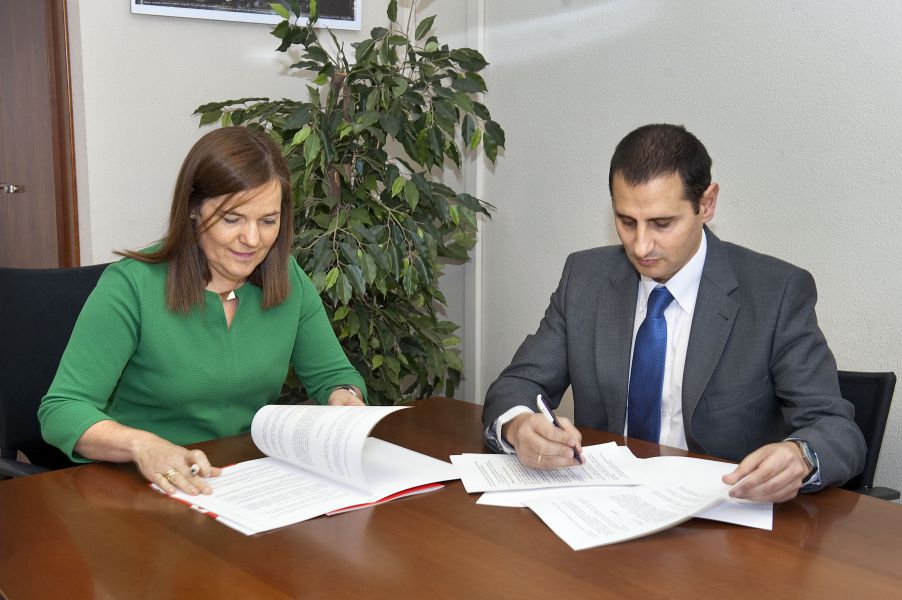 El Gobierno foral y Laboral Kutxa convocan una nueva edición del Premio Internacional Navarra a la Solidaridad