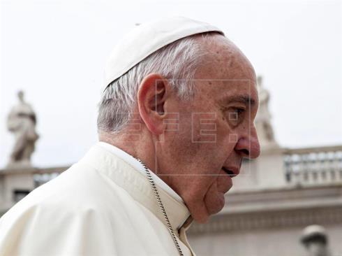 El papa pedirá crear una comisión de estudio para ordenar mujeres diaconisas