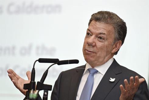 El presidente Santos celebra la liberación de Salud Hernández