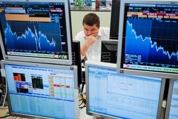 El Tesoro coloca 1.966 millones en letras a un interés aún más negativo