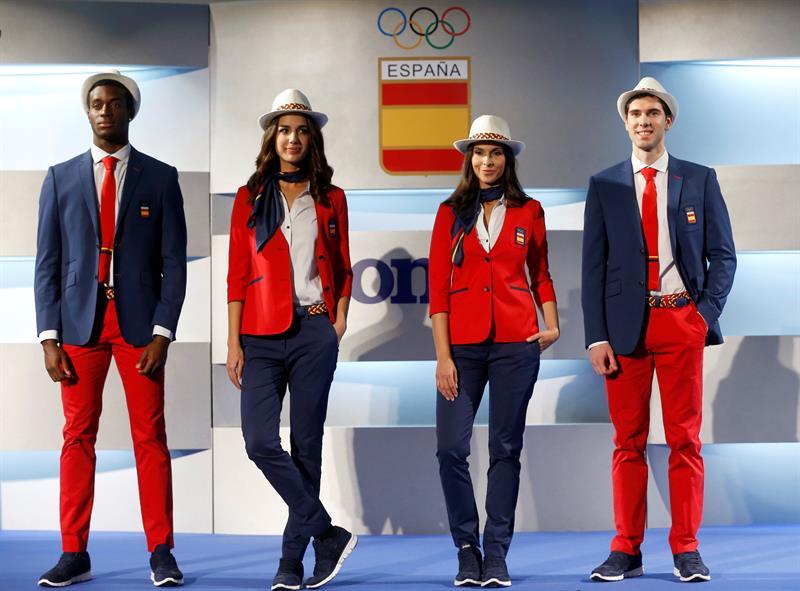 España vestirá chaquetas y pantalones contrastados en la inauguración de Río