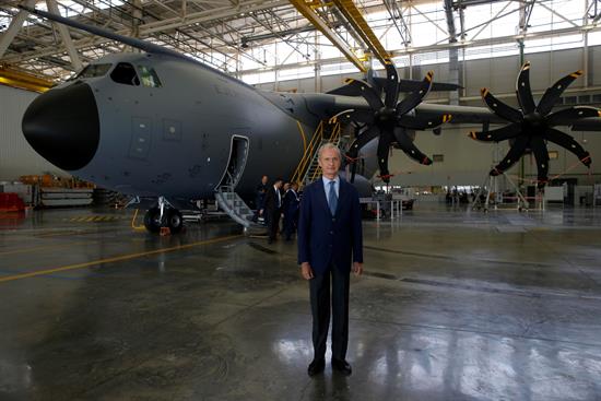 España recibirá el primer avión de transporte europeo A400M para defensa