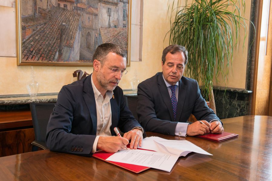 SAREB cede al Gobierno de Navarra 30 viviendas de la entidad para 