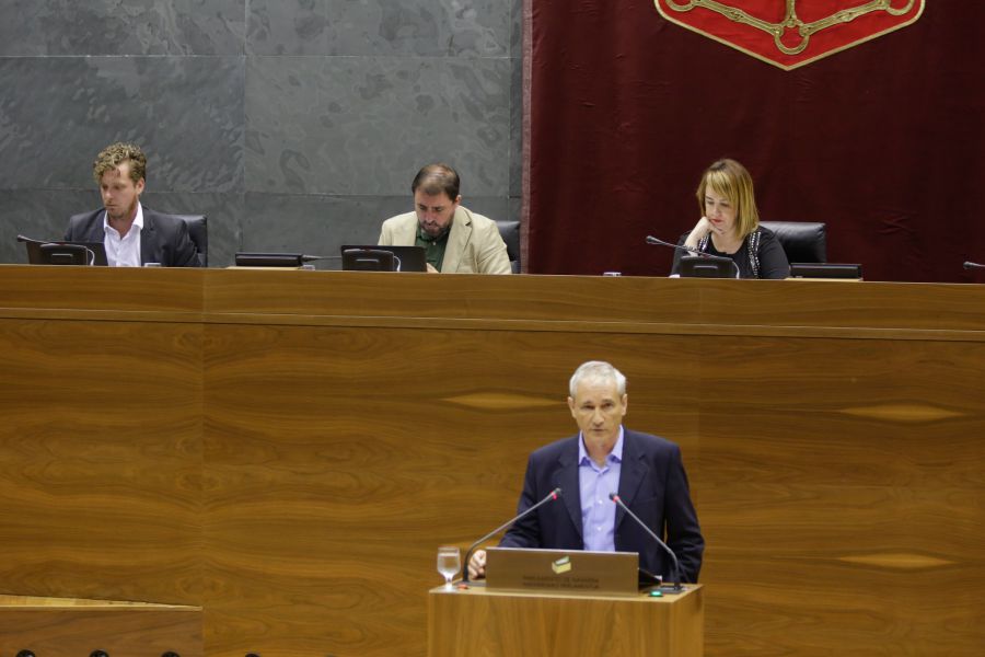 El Consejero de Hacienda navarro defiende la reforma fiscal, que “no es letal, letal es el fraude y la evasión”
