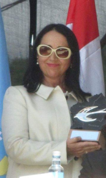 La profesora de la UPNA García Orellán, galardonada por su investigación sobre las culturas vasca y gallega