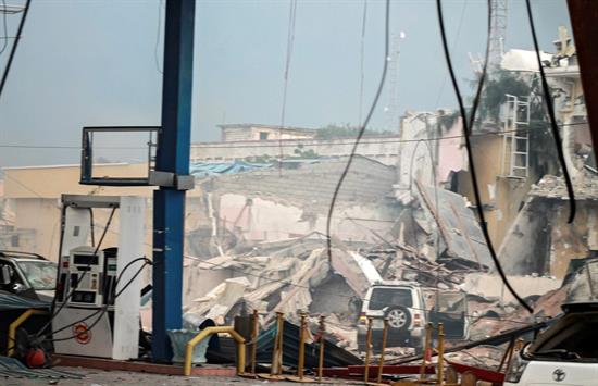 Al menos 35 muertos en un ataque de Al Shabab contra un hotel en Somalia