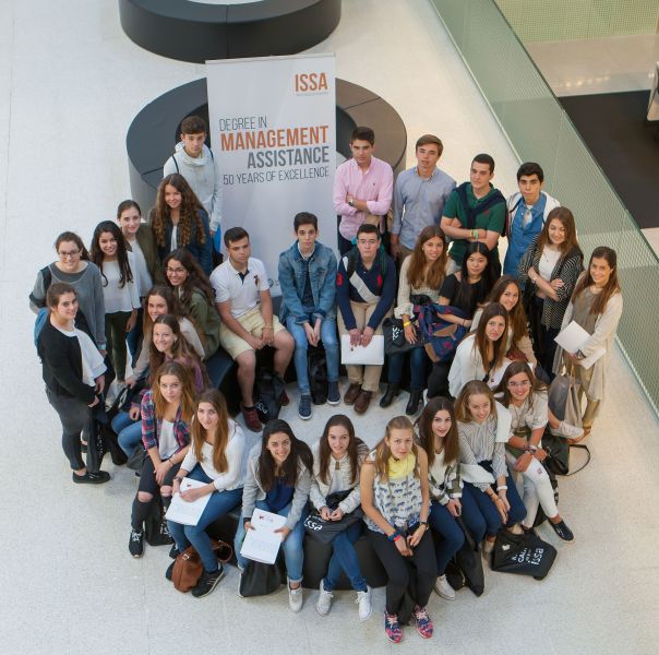 Alumnos de siete provincias españolas participan en el curso de verano The World of Business de la Universidad de Navarra