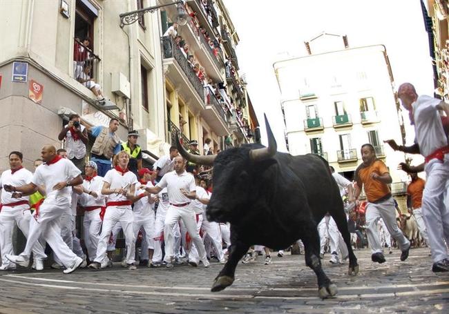 El número de corredores en los encierros bajó en 2015 casi un 3 %