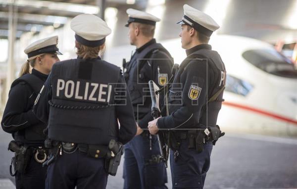 Desarticulan una célula islamista que planificaba atentados en Alemania
