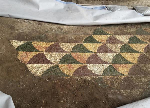 Las termas de Caracalla rescatan parte del milenario mosaico de su gimnasio