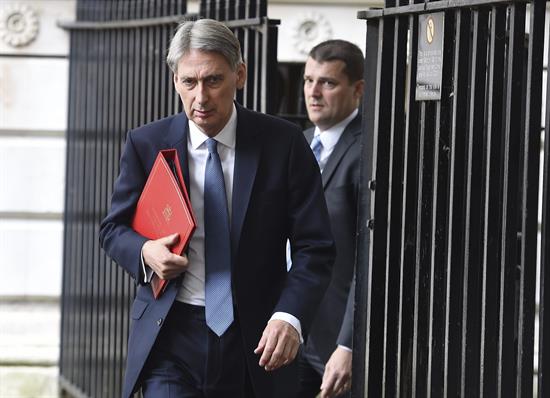 El ministro británico de Finanzas ve 