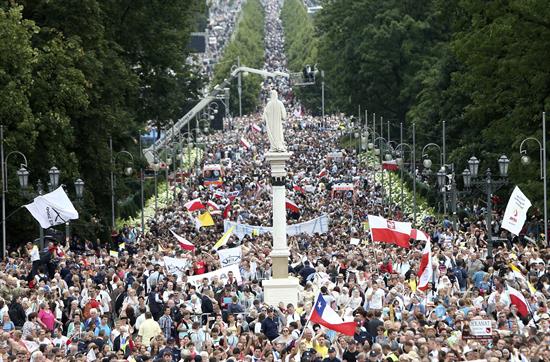 JMJ: Peregrinos de países de habla hispana inundan las calles de Cracovia durante la