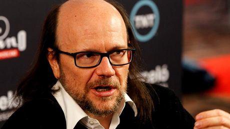 Santiago Segura: El cine en español puede hacer películas de acción