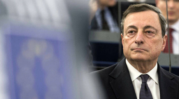 Draghi asegura que el BCE mantendrá tipos bajos 