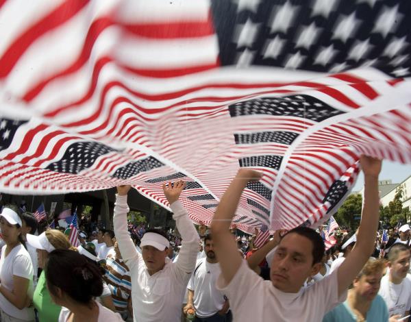 Indocumentados celebrarán el 4 de julio entre la decepción y el temor a Trump