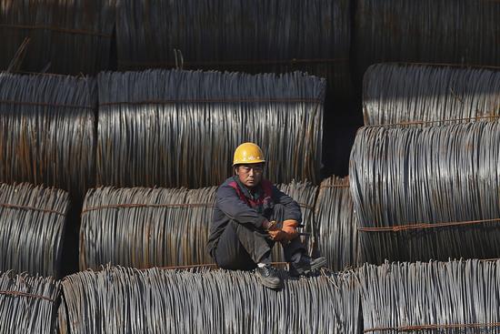 La actividad industrial de China cae en julio tras 4 meses en positivo