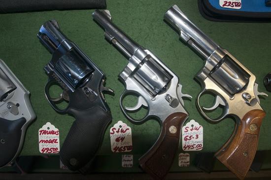 Las armas ya son legales en las universidades públicas de Texas (EE.UU.)