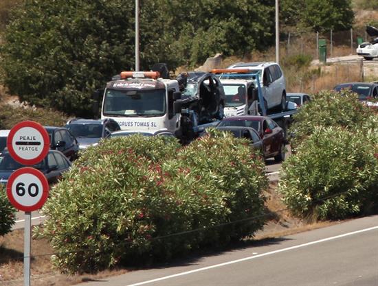 Dos muertos y siete heridos, uno crítico, al chocar dos turismos en Tarragona