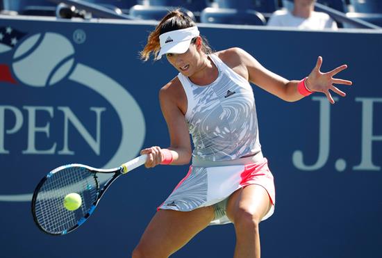 Garbiñe Muguruza debuta a gran nivel y accede a tercera ronda en Indian Wells