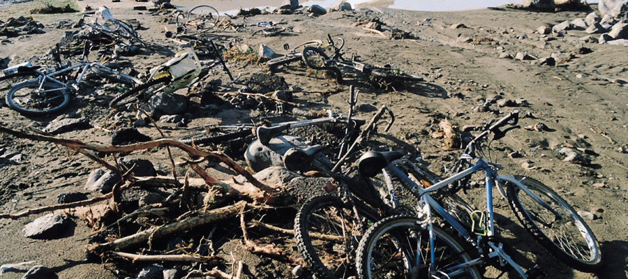 Biescas recuerda a los 87 fallecidos hace 20 años por la riada en el 'Camping Las Nieves'