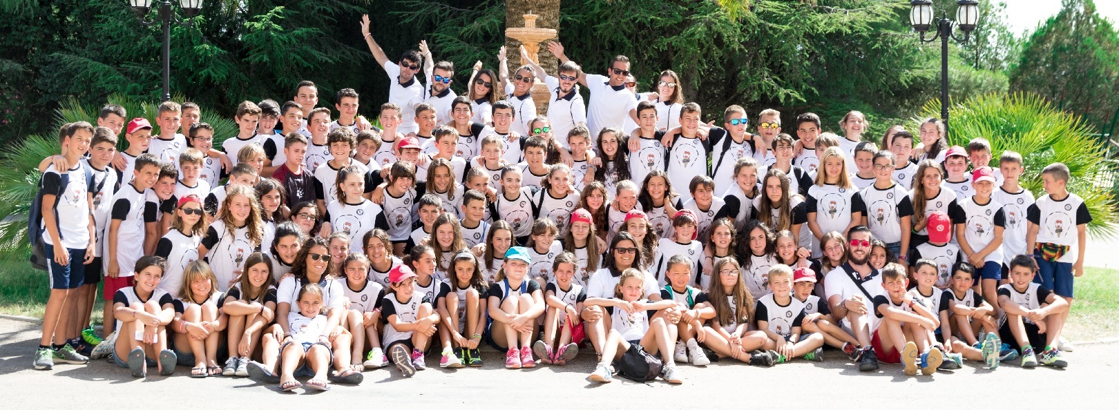 106 niños participan Campus Federación Navarra de Balonmano Corella 2016
