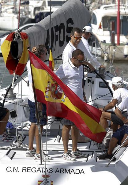 El Rey se incorpora a la última jornada de competición de la Copa de Vela