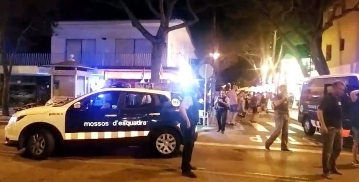 Cinco detenidos y 11 heridos tras un ‘flashmob’ que desató el pánico en un municipio de Gerona