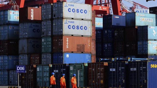 Analistas aún ven un acuerdo entre EEUU y China que evite guerra comercial