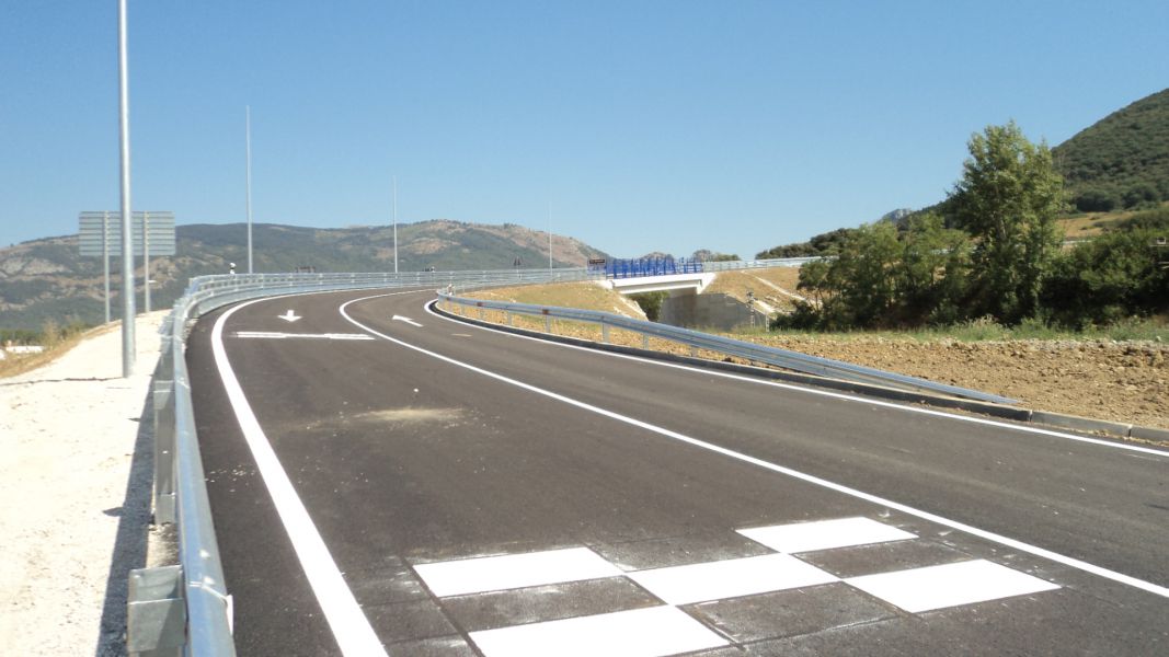 El paso a nivel de ferrocarril de Izurdiaga (Araquil) queda suprimido