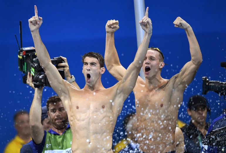 Phelps agiganta su leyenda y Ledecky cimenta la suya