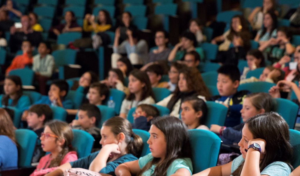 Más de 2.000 escolares de 41 colegios públicos y concertados participaron el pasado curso en el programa ‘Conozcamos Pamplona y sus ciudades hermanas’